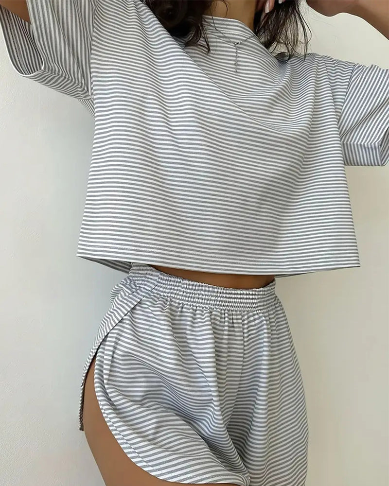 Missklara Gestreepte Tweedelige Pyjama Set met T-Shirt & Splitshorts