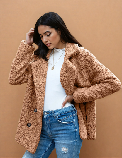 Missklara Flauschige Oversize-Capejacke