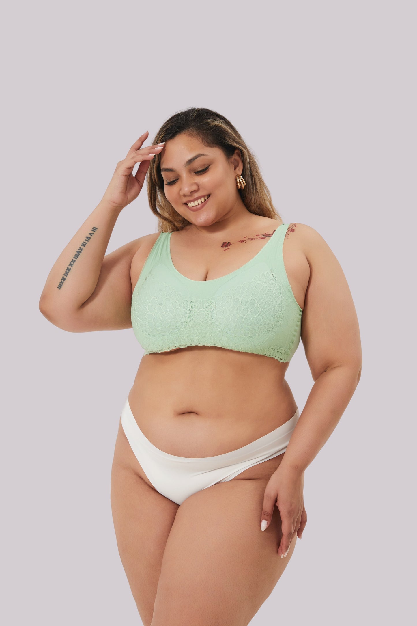 MissKlara VelvetLift - shaping bra with style